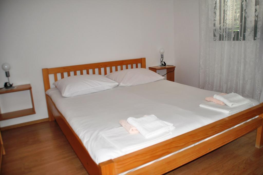 Apartments Lancek Иван-Долац Экстерьер фото