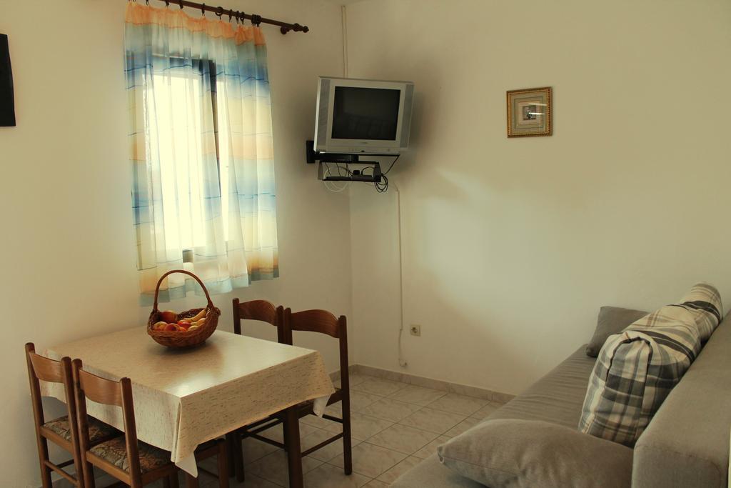 Apartments Lancek Иван-Долац Экстерьер фото