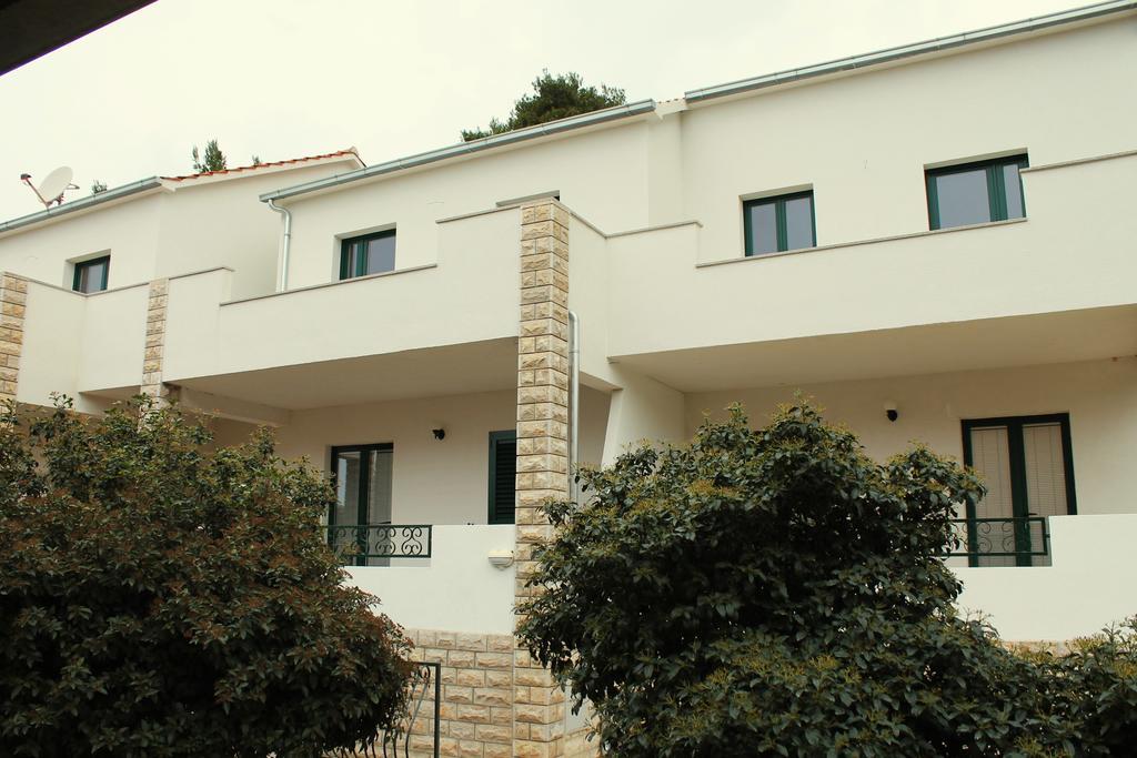 Apartments Lancek Иван-Долац Экстерьер фото